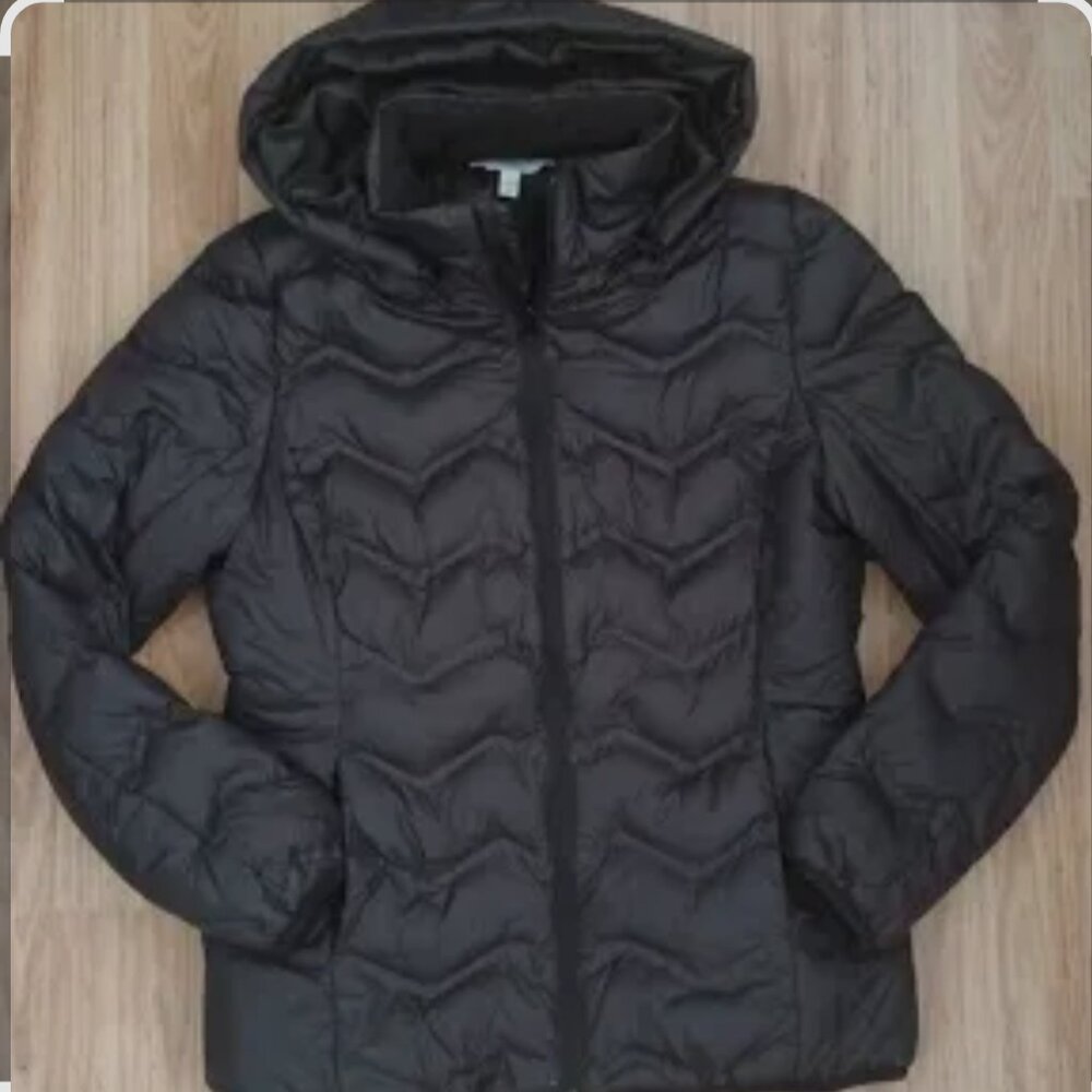 Time and true NWOT women's black puff jacket
